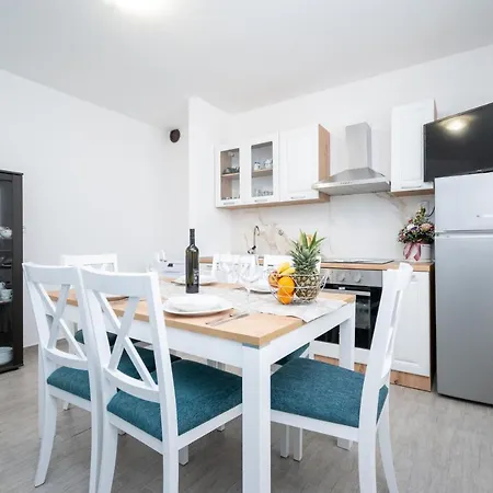Seaside House Tkon, Pasman - 20574 펜션